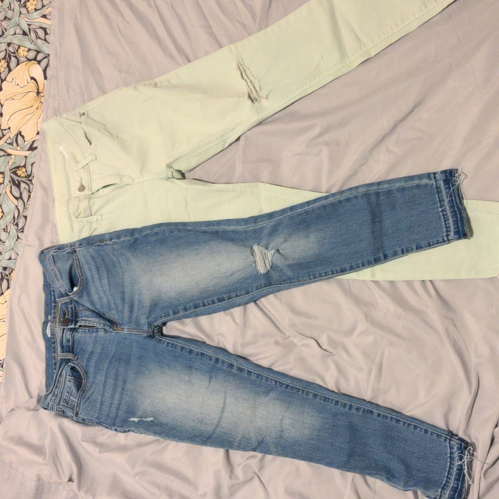 Old Navy skinny jeans lot of two